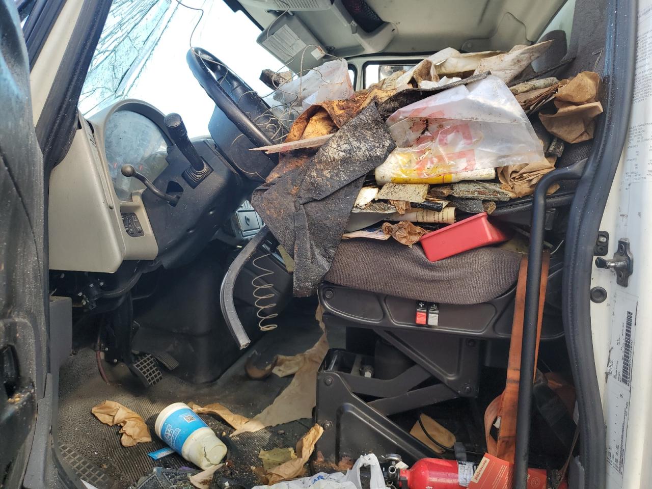 2015 International 4000 4300 VIN: 1HTMMMML2FH711066 Lot: 97234165