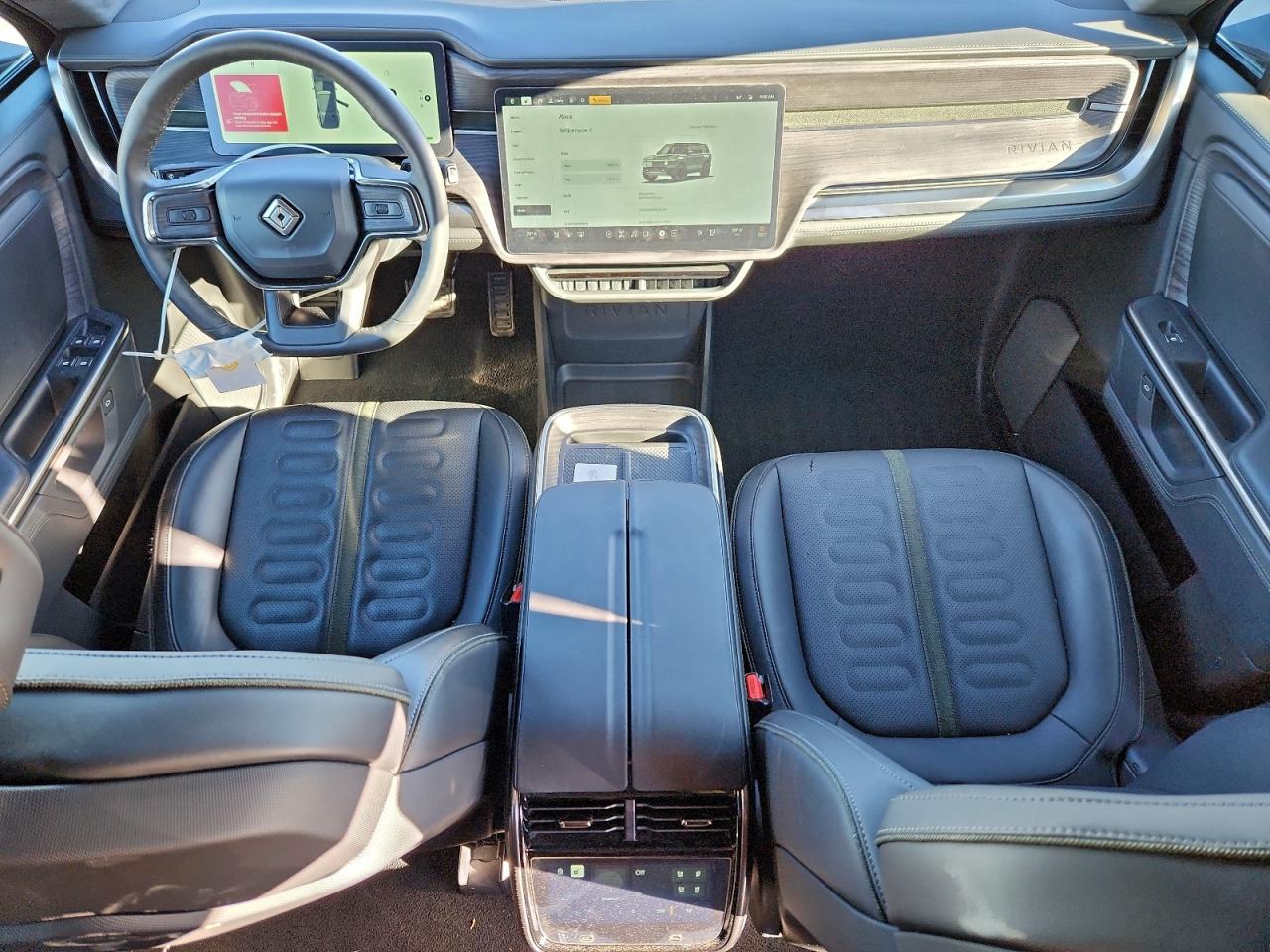 2025 Rivian R1S Adventure VIN: 7PDSGBBA0SN052796 Lot: 94027635