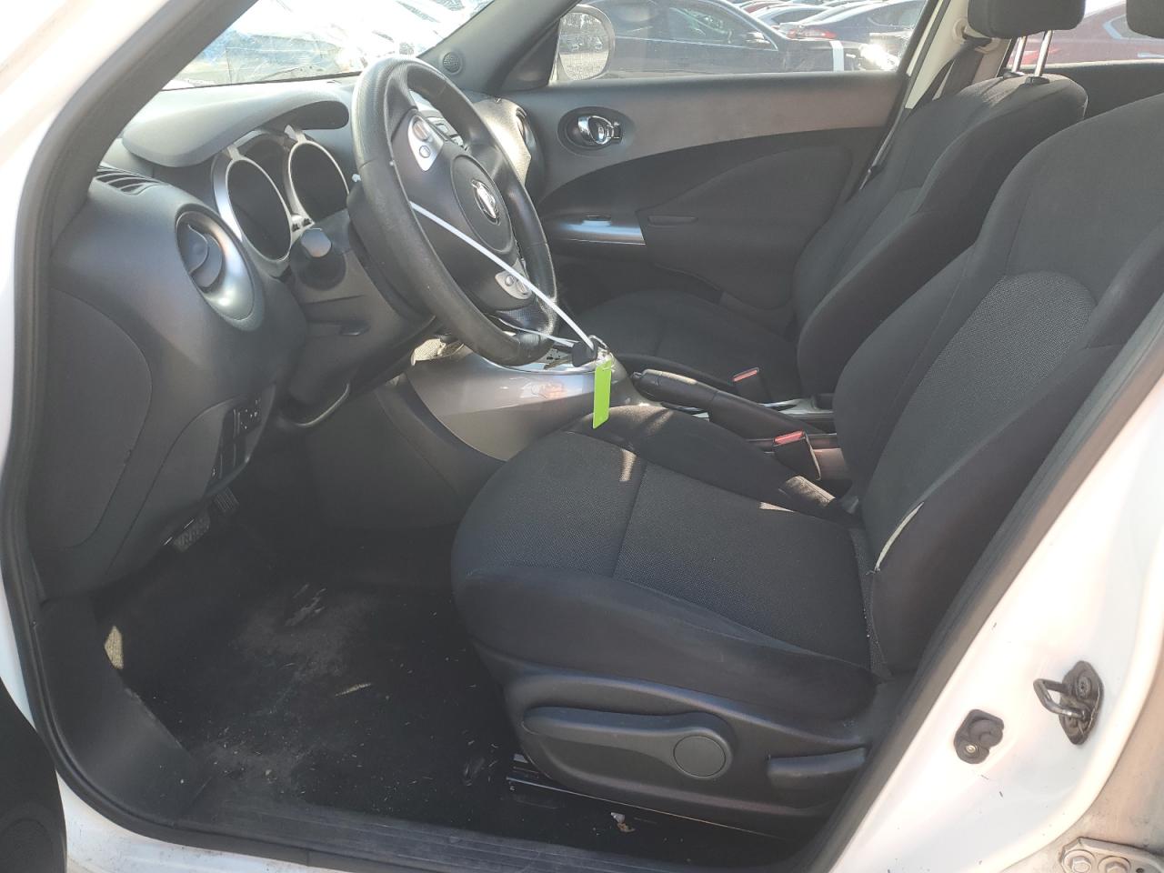 2013 Nissan Juke S VIN: JN8AF5MRXDT215516 Lot: 90887095