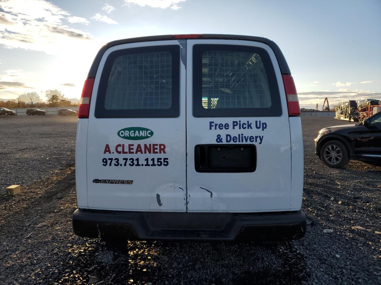 2007 Chevrolet Express G2500 VIN: 1GCGG25V071117088 Lot: 92677135