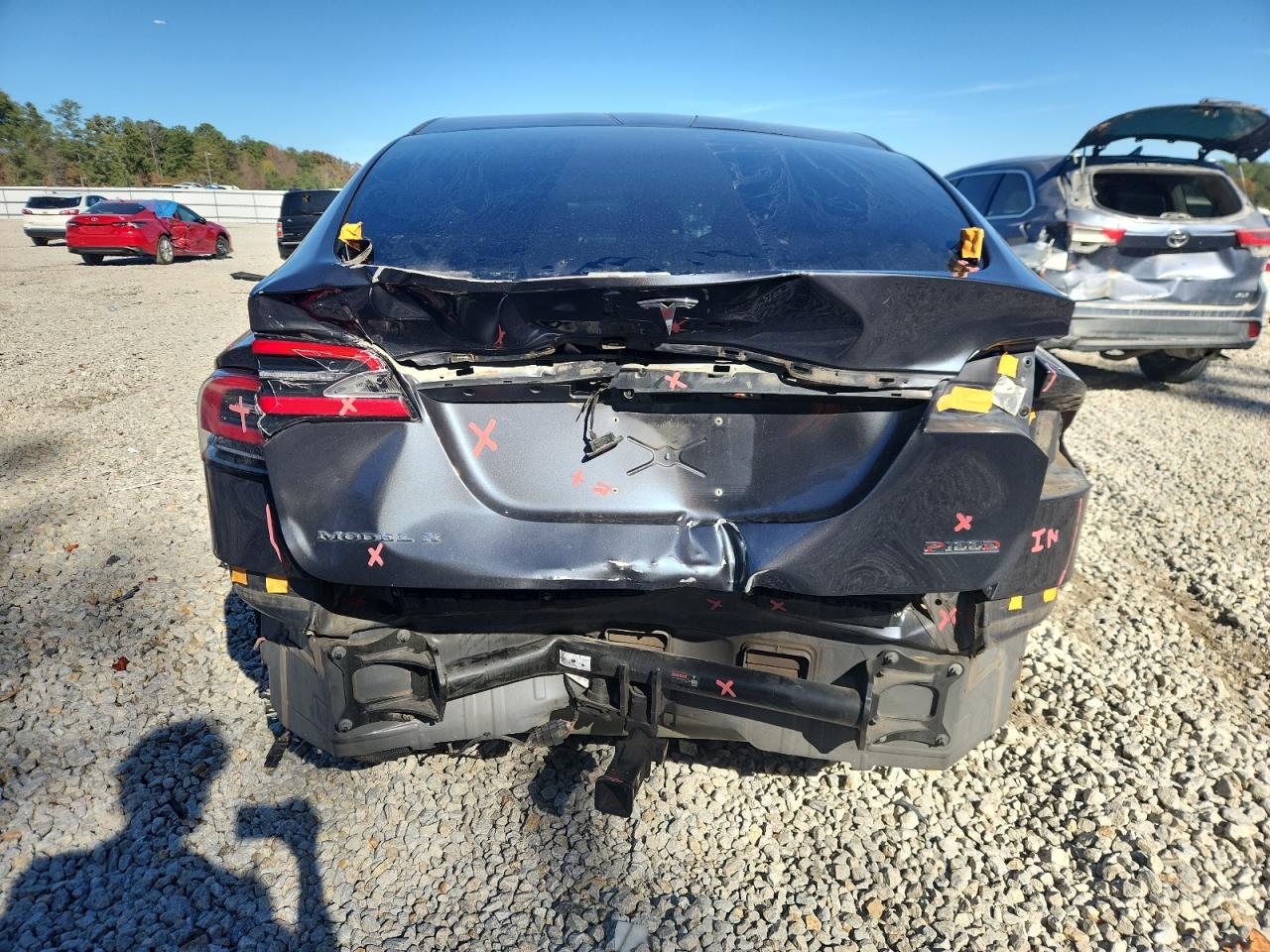 2017 Tesla Model X VIN: 5YJXCAE46HF045190 Lot: 92361235