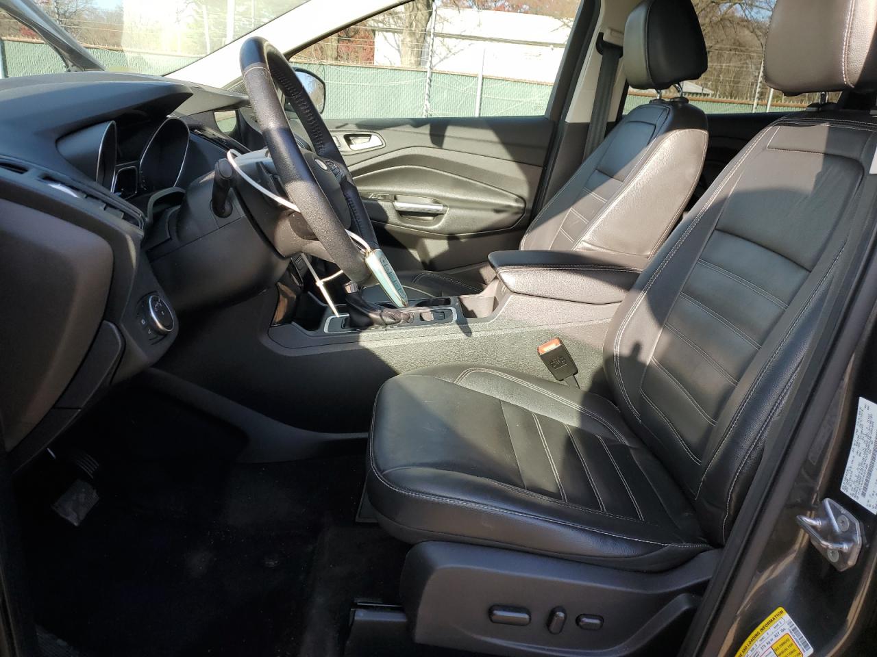 2017 Ford Escape Titanium VIN: 1FMCU9J9XHUE51990 Lot: 92979985