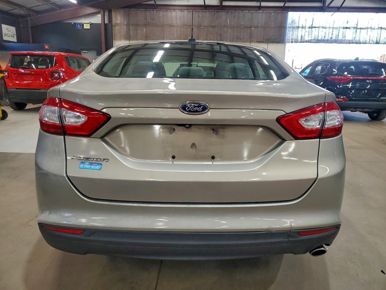 2015 Ford Fusion S VIN: 3FA6P0G70FR117665 Lot: 94160835