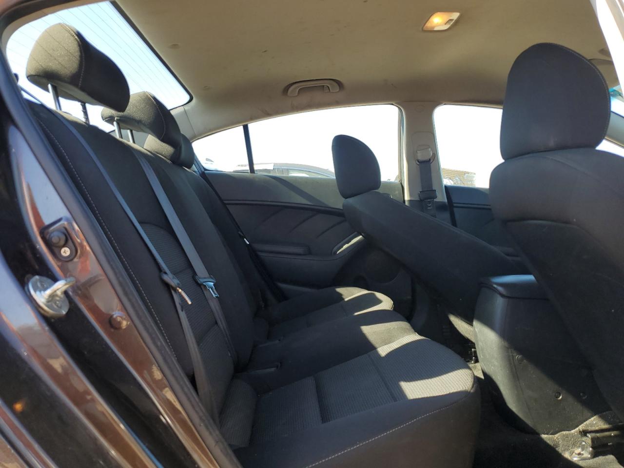 2017 Kia Forte Lx VIN: 3KPFK4A75HE109547 Lot: 92199575