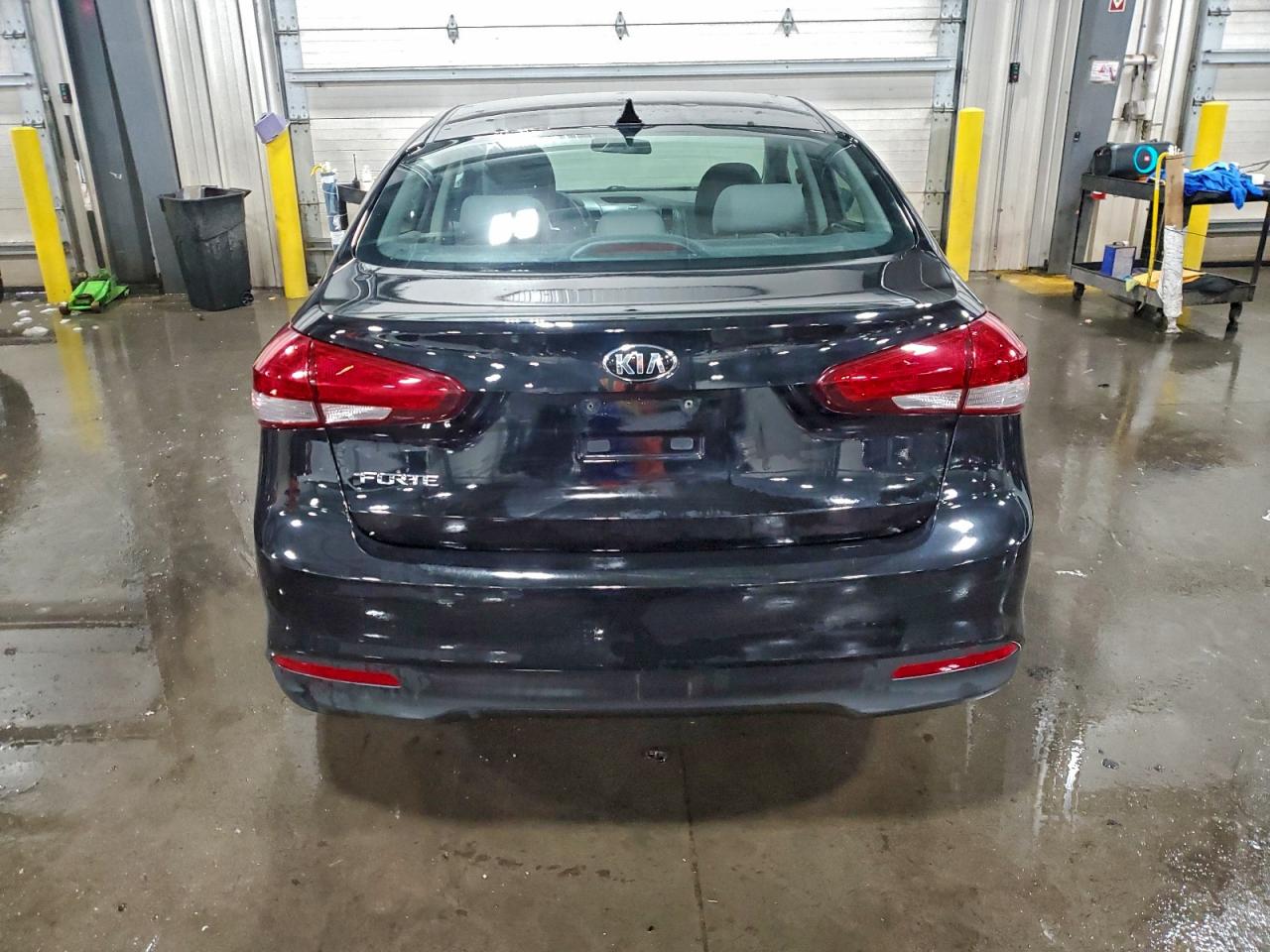 2017 Kia Forte Lx VIN: 3KPFK4A72HE025153 Lot: 85439555