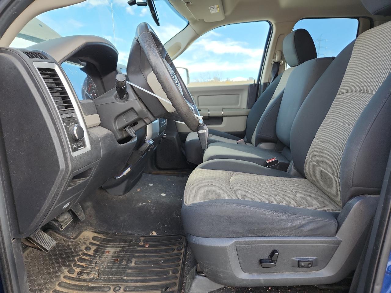 2011 Dodge Ram 1500 VIN: 1D7RV1GT8BS548582 Lot: 92280565