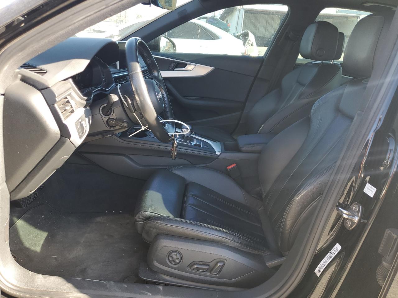 2017 Audi A4 Premium Plus VIN: WAUENAF44HN000859 Lot: 92108065