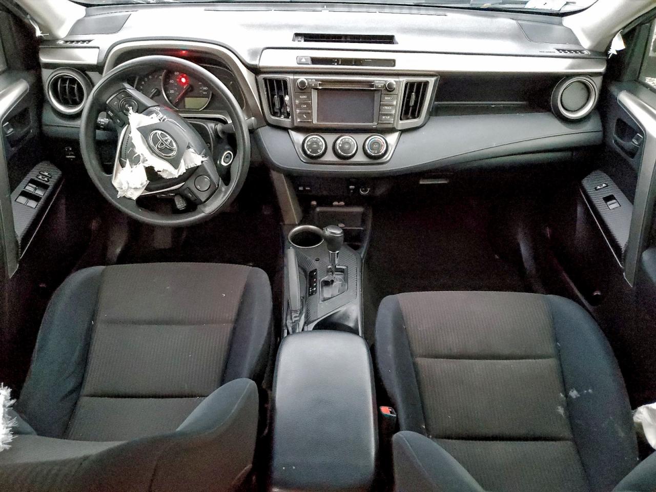 2015 Toyota Rav4 Le VIN: JTMBFREV5FJ028010 Lot: 94272295