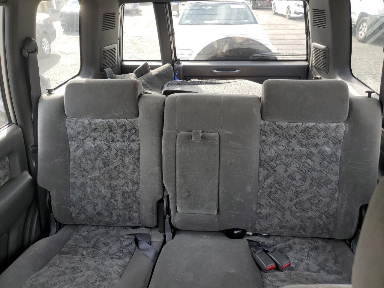 2001 Isuzu Trooper S VIN: JACDS58X317J08355 Lot: 92528845