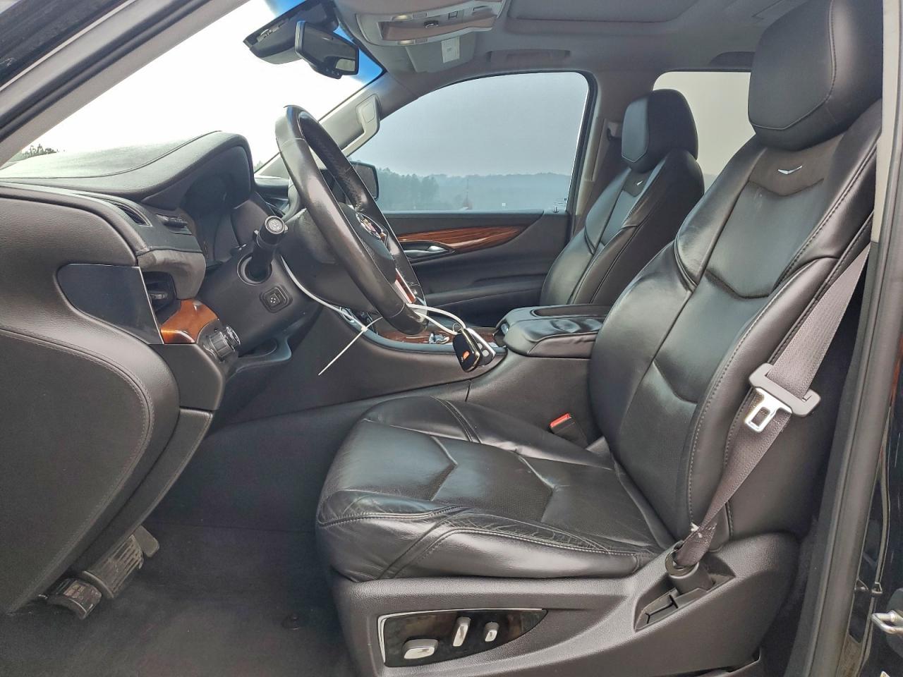 2015 Cadillac Escalade Esv Luxury VIN: 1GYS4HKJ3FR250929 Lot: 94235625