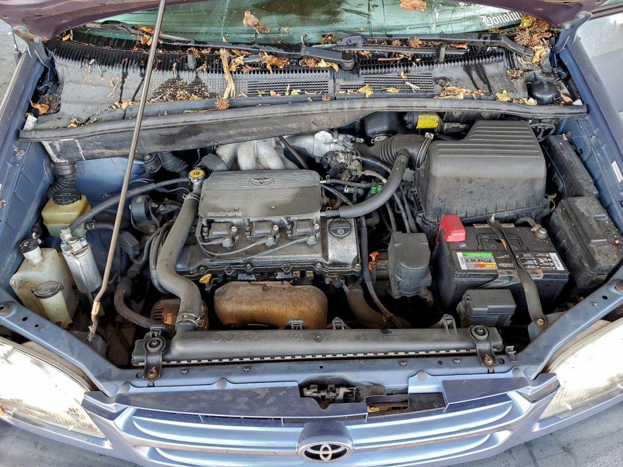 2000 Toyota Sienna Ce VIN: 4T3ZF19C5YU274035 Lot: 93539955