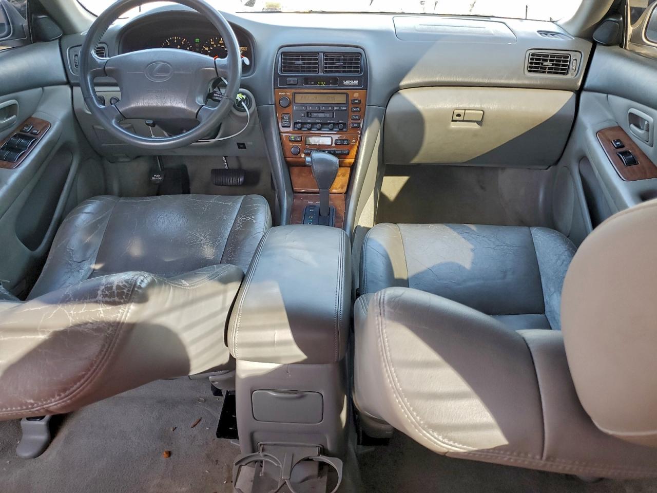 2001 Lexus Es 300 VIN: JT8BF28G510335579 Lot: 94359645