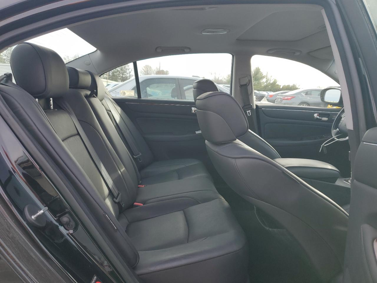 2009 Hyundai Genesis 3.8L VIN: KMHGC46E09U051337 Lot: 92269115