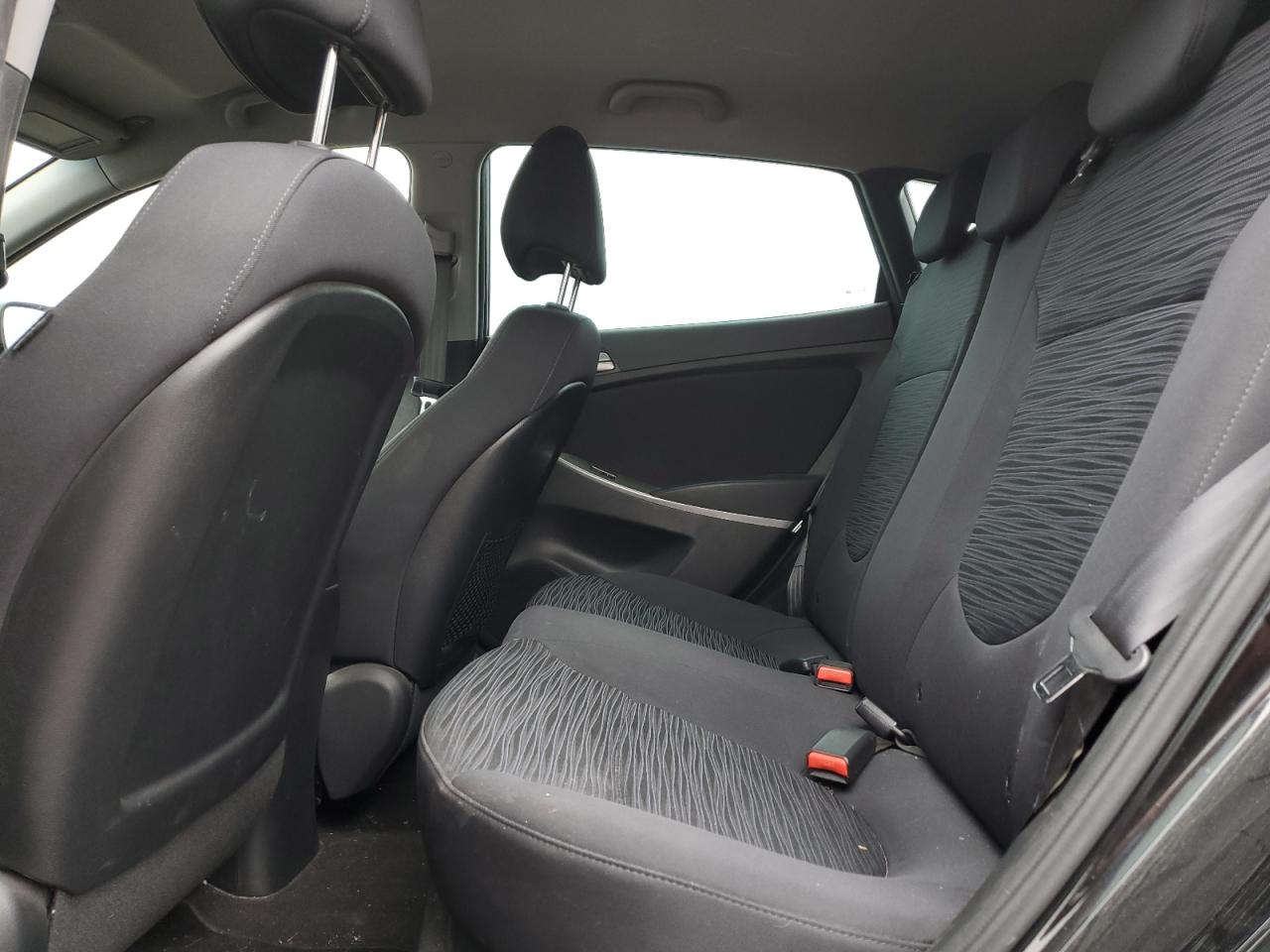 2015 Hyundai Accent Gs VIN: KMHCT5AE3FU217812 Lot: 92804465