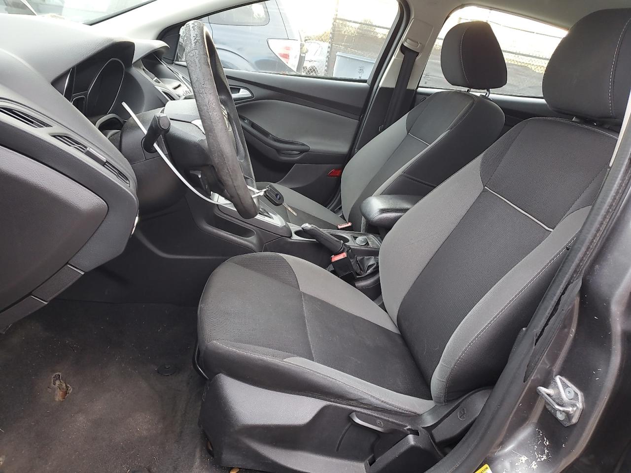 2014 Ford Focus Se VIN: 1FADP3F24EL410576 Lot: 92036275