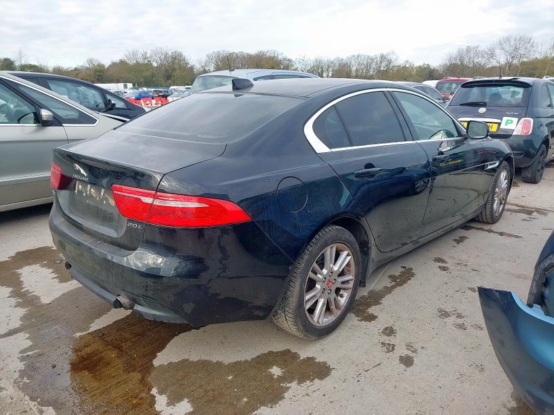 2017 JAGUAR XE 2.0 INGENIUM PRESTIGE 4DR AUTO
