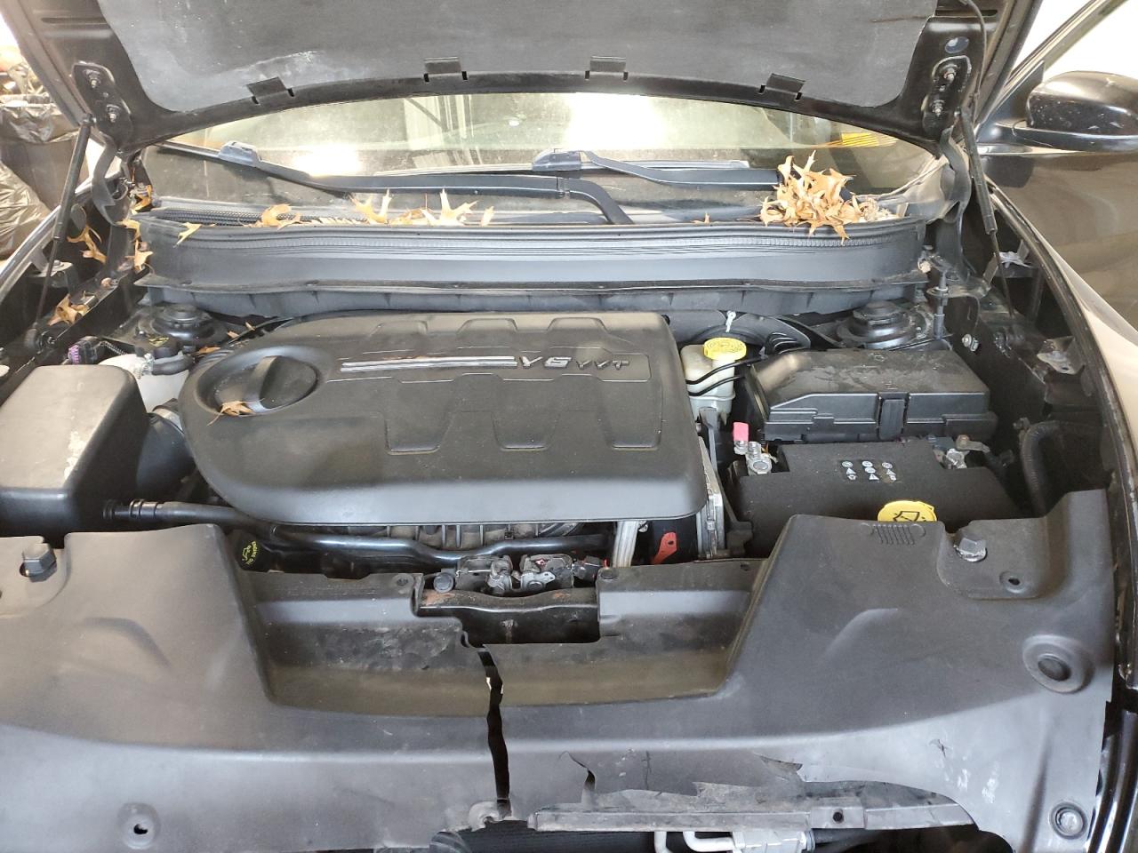 2015 Jeep Cherokee Latitude VIN: 1C4PJMCS4FW557211 Lot: 93606255