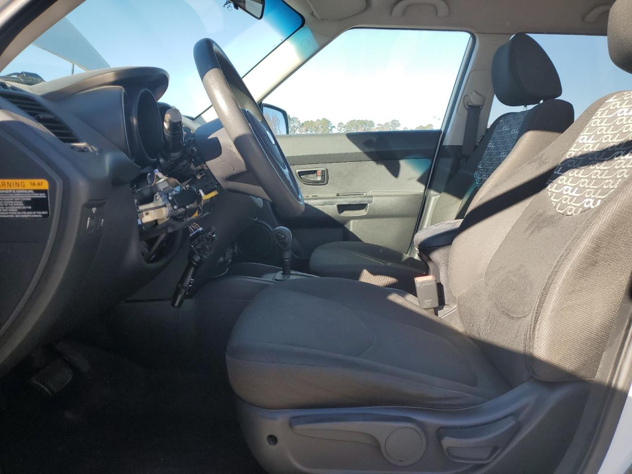 2010 Kia Soul + VIN: KNDJT2A23A7041657 Lot: 92384135