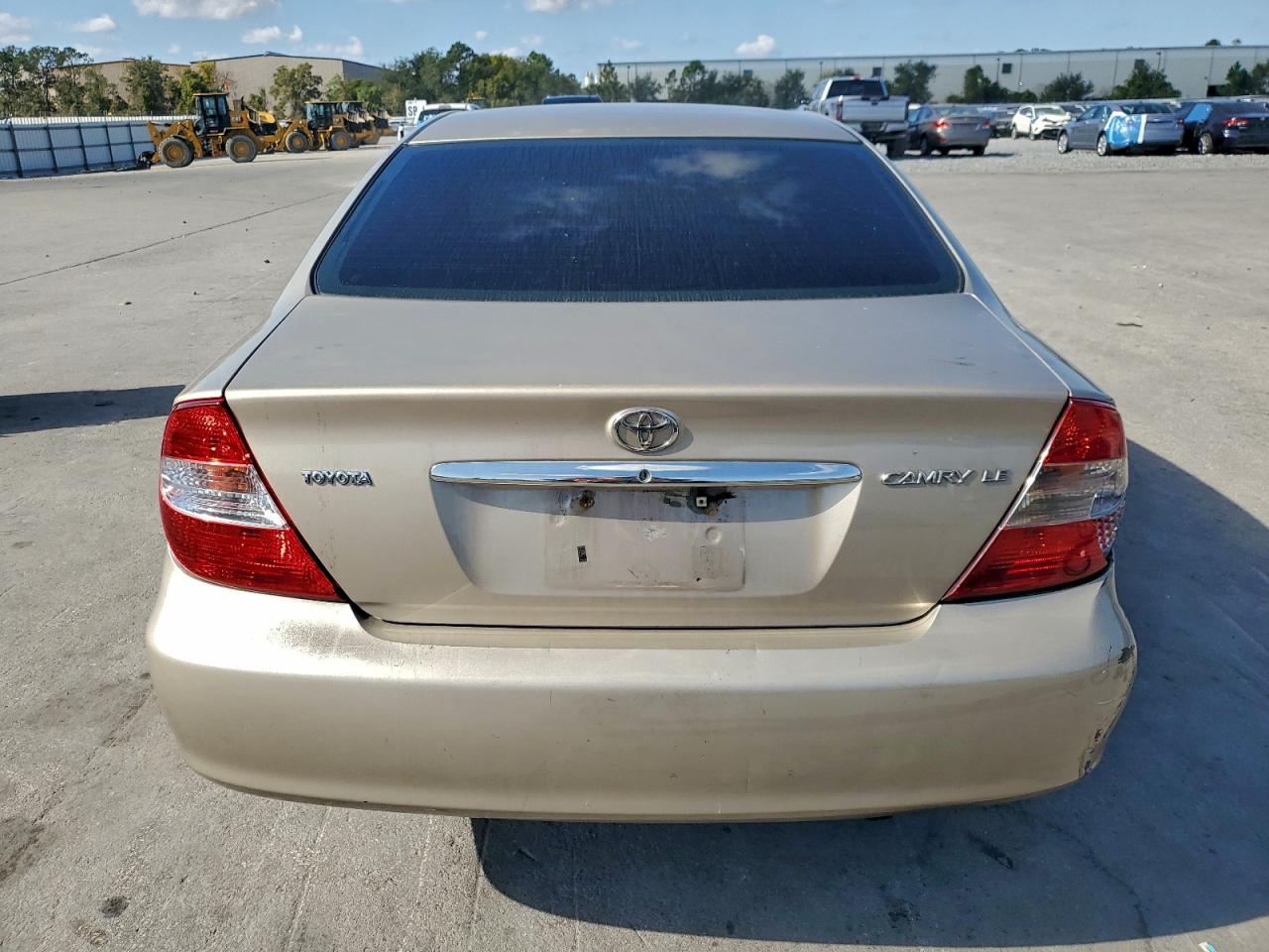 2004 Toyota Camry Le VIN: 4T1BE32K44U265492 Lot: 94089125