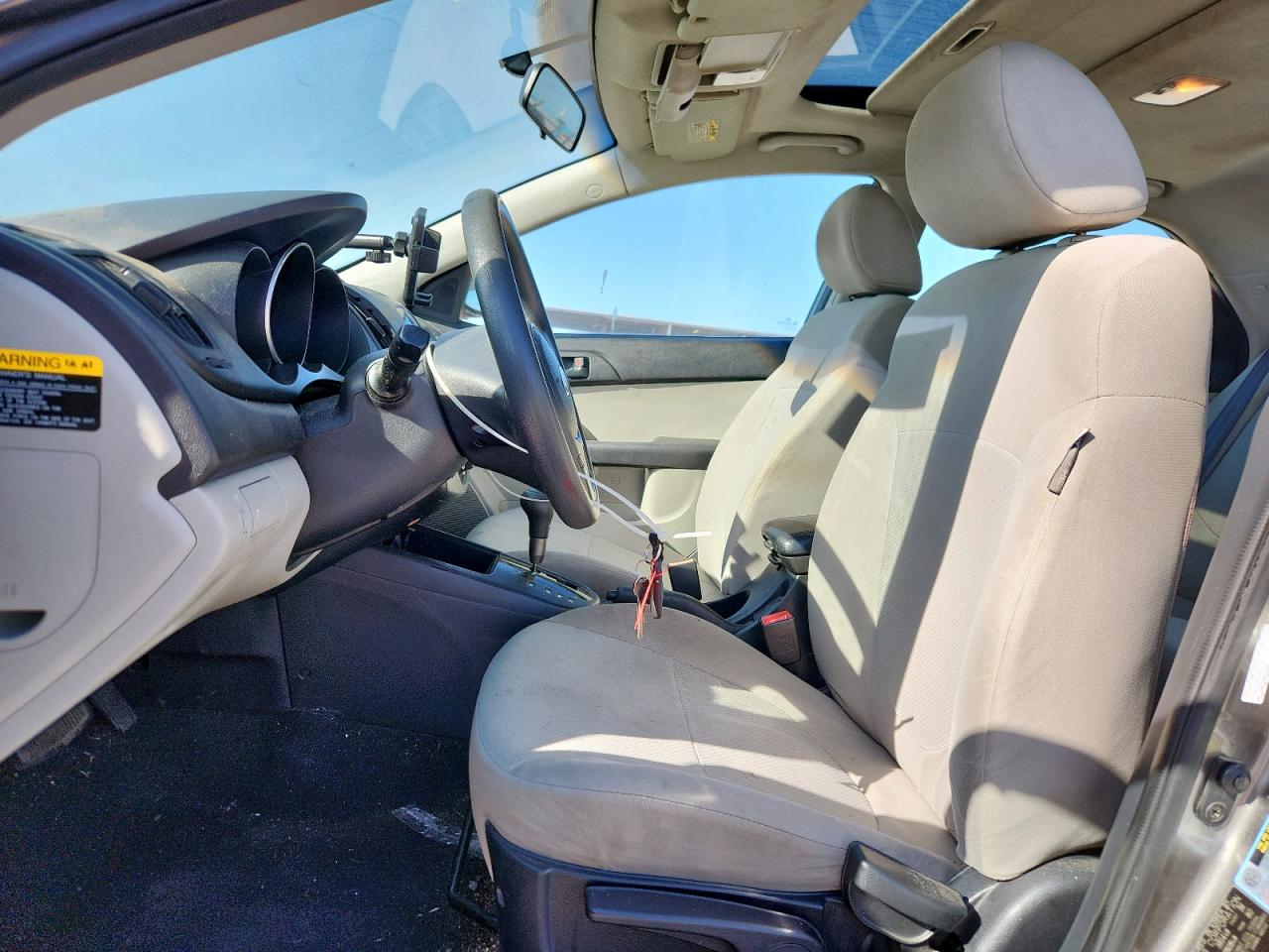 2010 Kia Forte Ex VIN: KNAFU4A22A5061308 Lot: 92666595