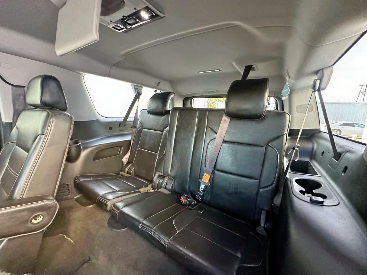 2016 GMC Yukon Xl Denali VIN: 1GKS2HKJ7GR102736 Lot: 92746615