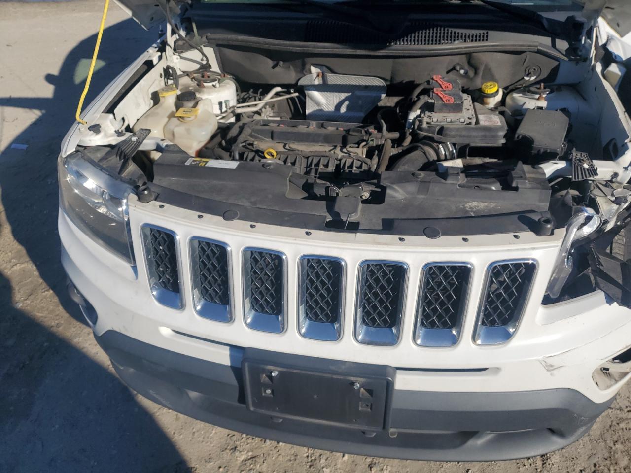 2015 Jeep Compass Sport VIN: 1C4NJCBAXFD178123 Lot: 92289915