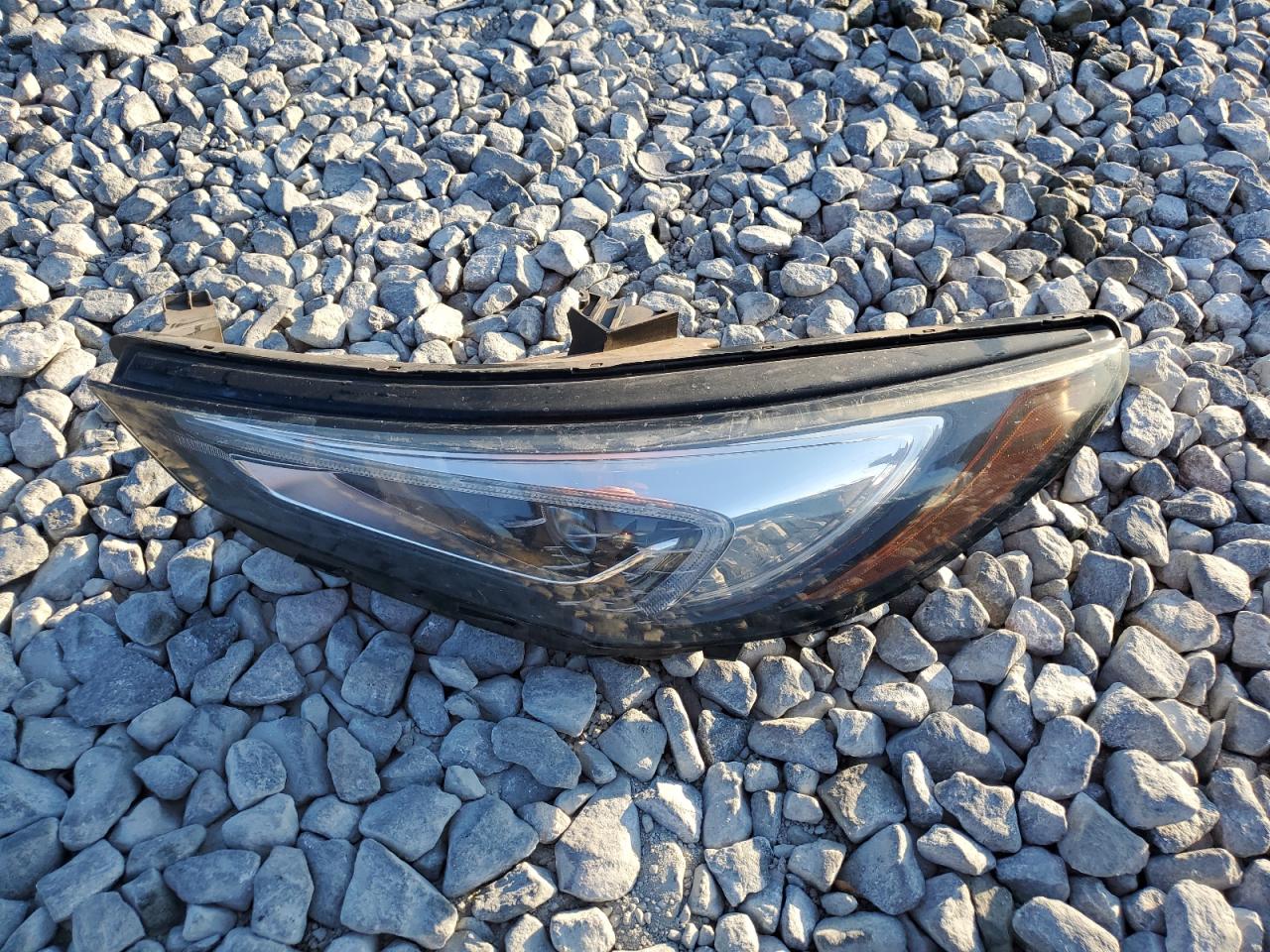 2018 Buick Enclave Essence VIN: 5GAERBKW6JJ284899 Lot: 93296105