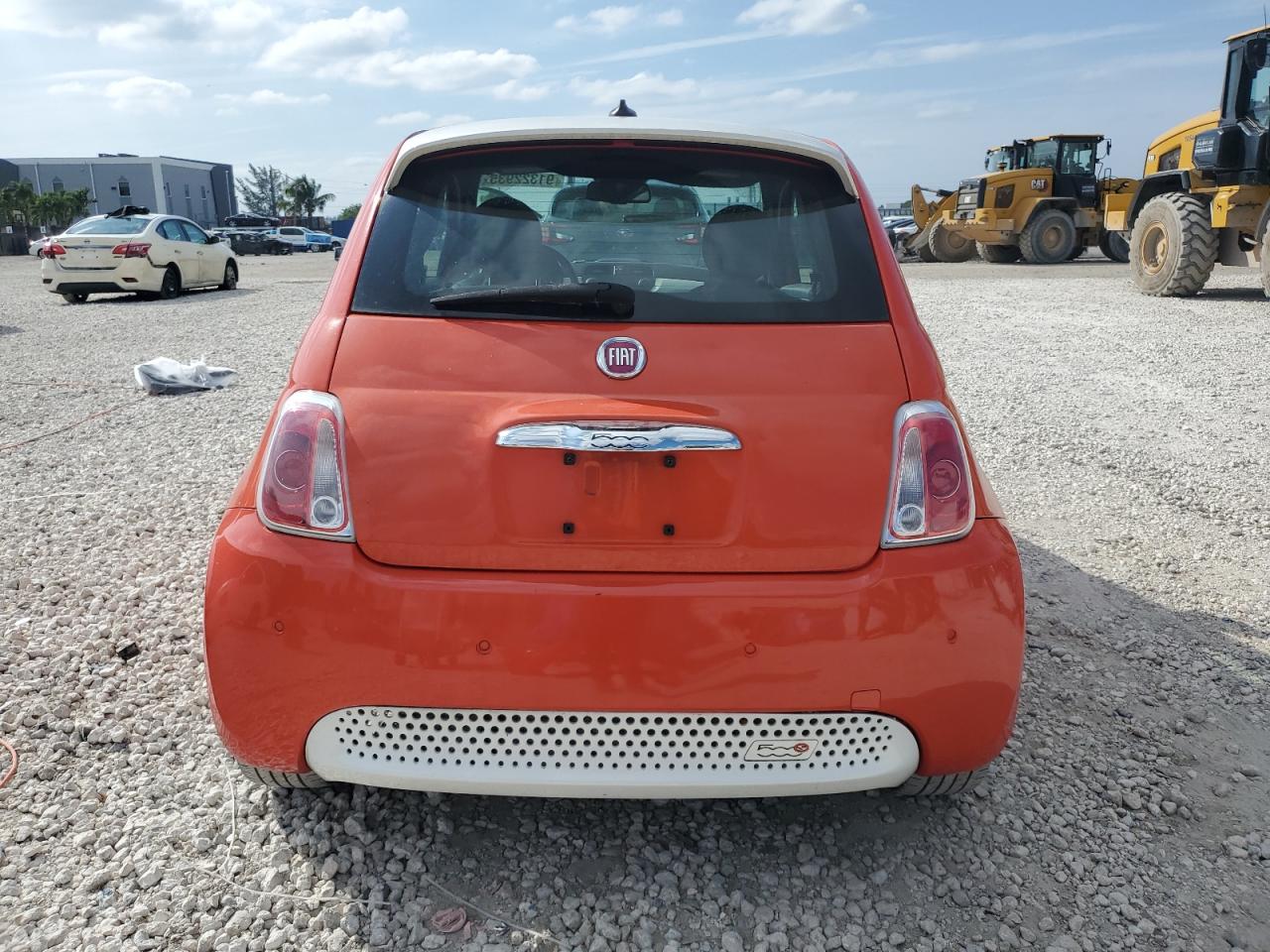 2015 Fiat 500 Electric VIN: 3C3CFFGE4FT585715 Lot: 91322935