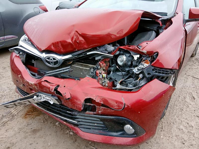 2017 TOYOTA AURIS 1.2T BUSINESS EDITION TSS 5DR