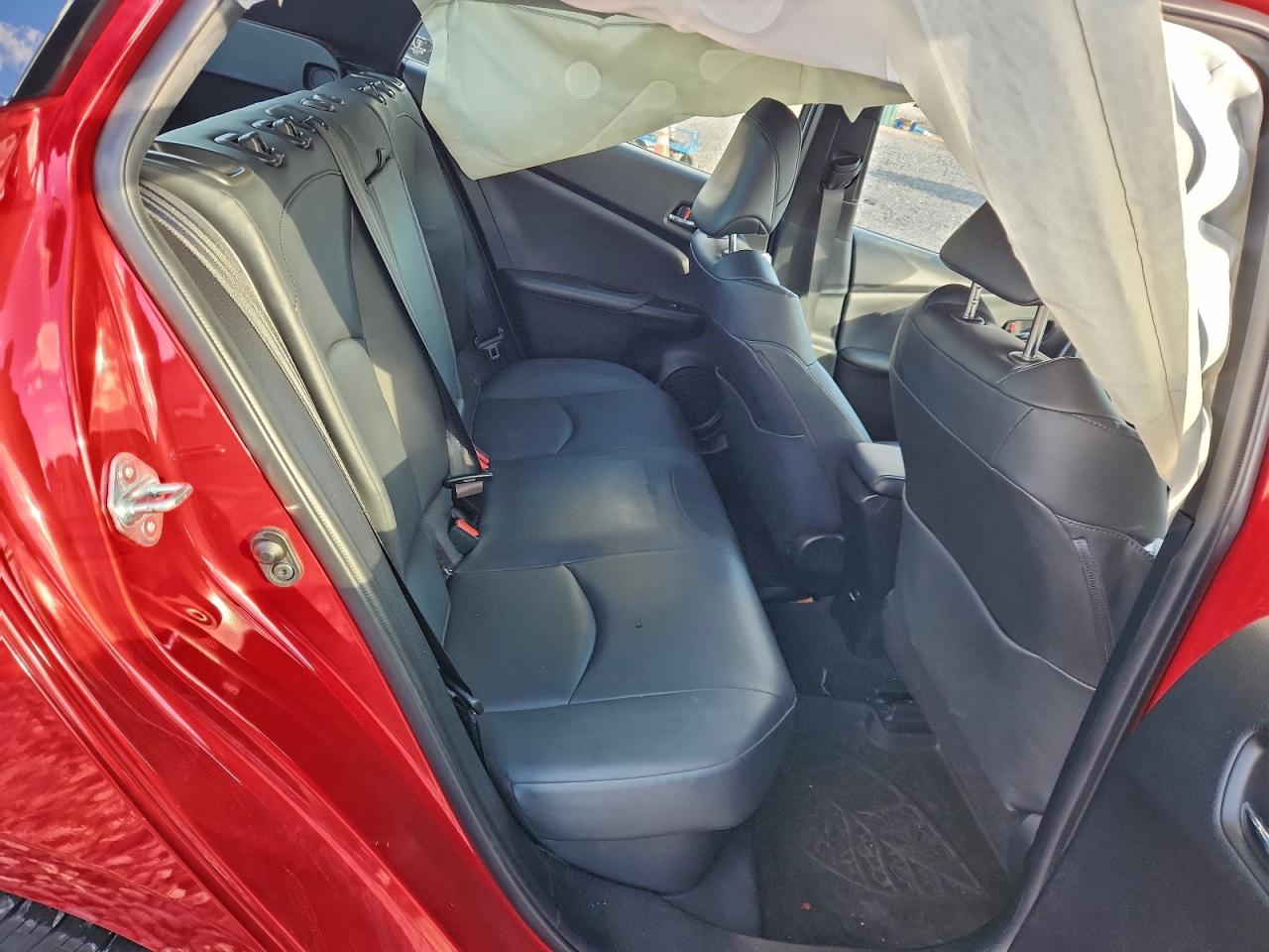 2018 Toyota Prius VIN: JTDKARFU9J3067572 Lot: 94416295