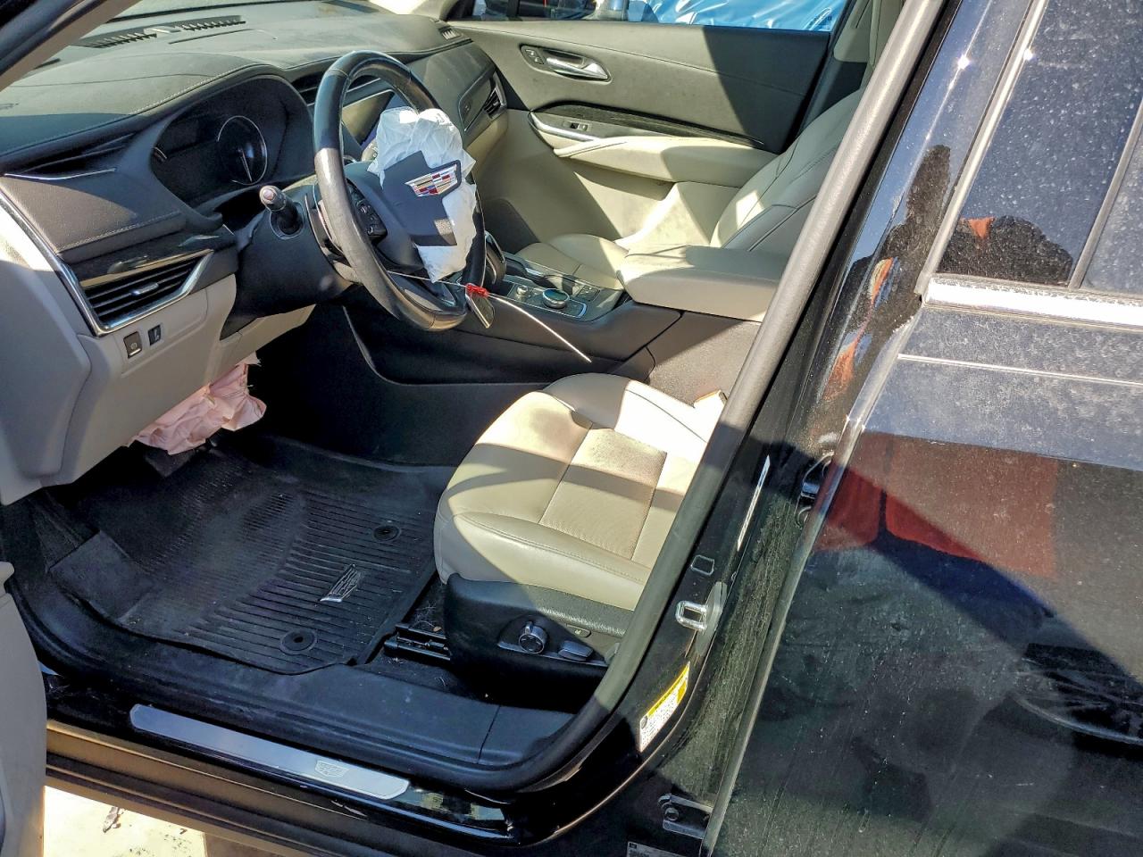 2019 Cadillac Xt4 Premium Luxury VIN: 1GYFZCR48KF171905 Lot: 91133445