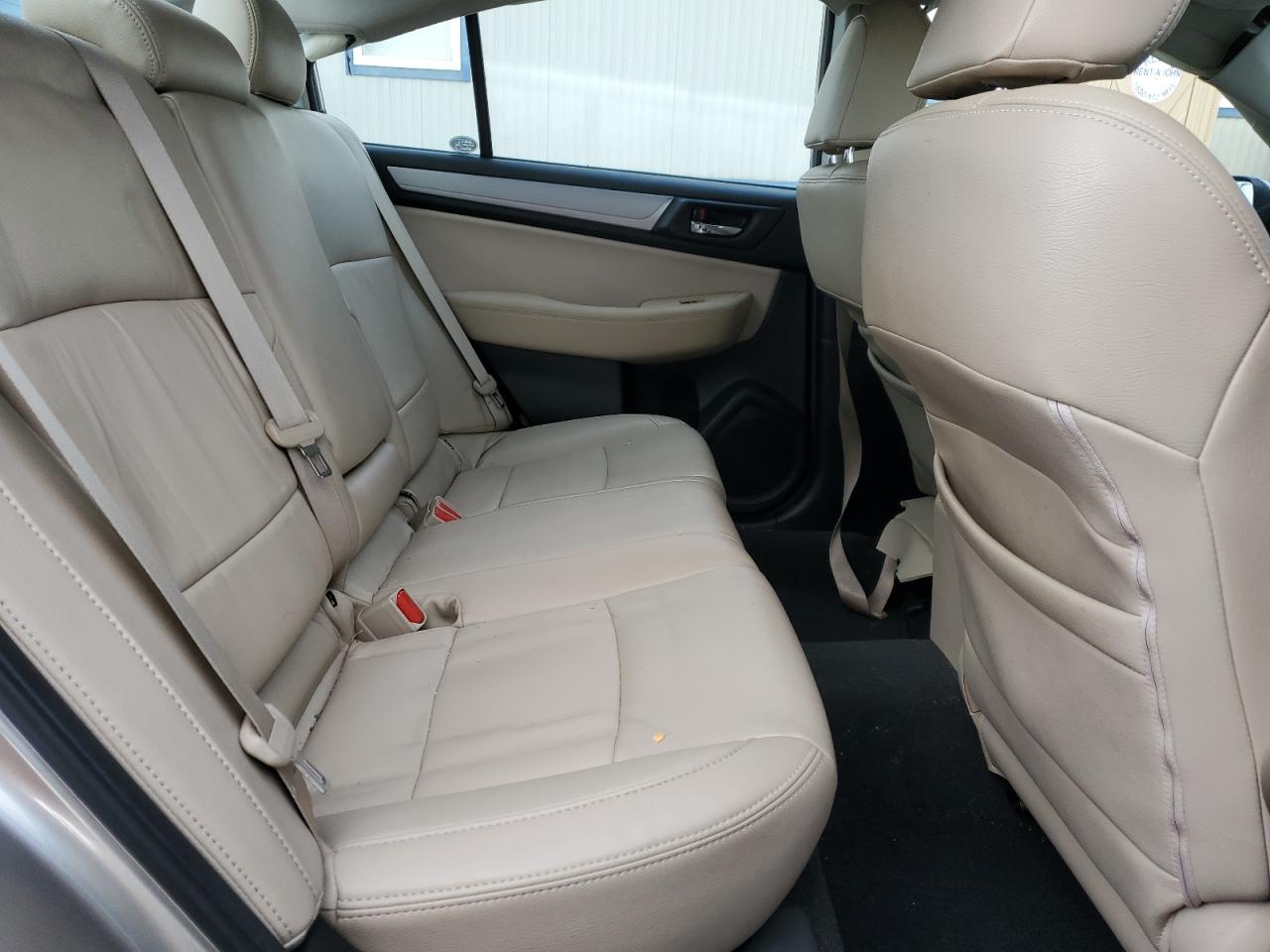 2015 Subaru Legacy 2.5I Premium VIN: 4S3BNAC67F3063264 Lot: 92527905