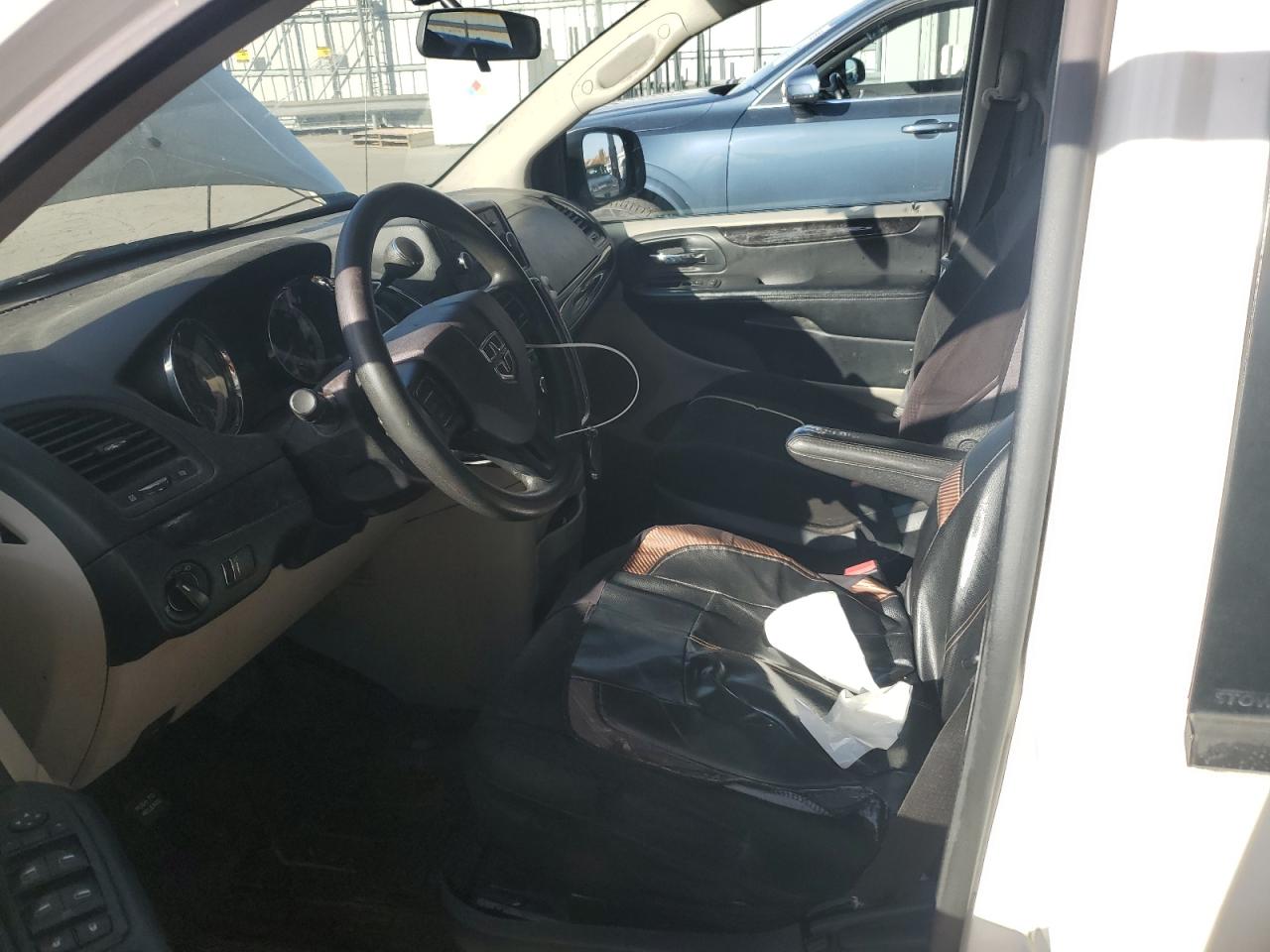 2012 Dodge Grand Caravan Sxt VIN: 2C4RDGCG1CR395281 Lot: 91822635