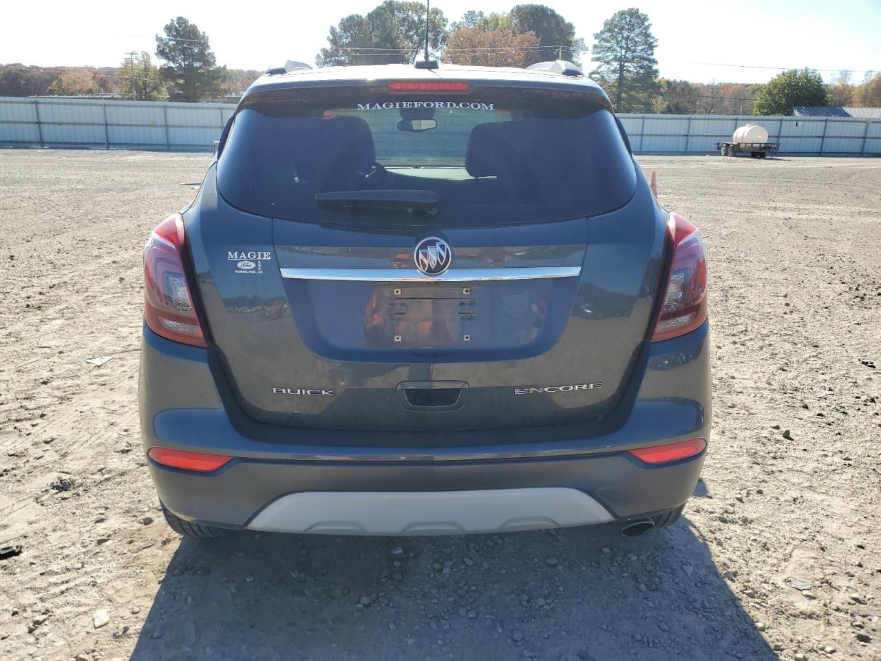 2018 Buick Encore Preferred VIN: KL4CJASB2JB673354 Lot: 92169255