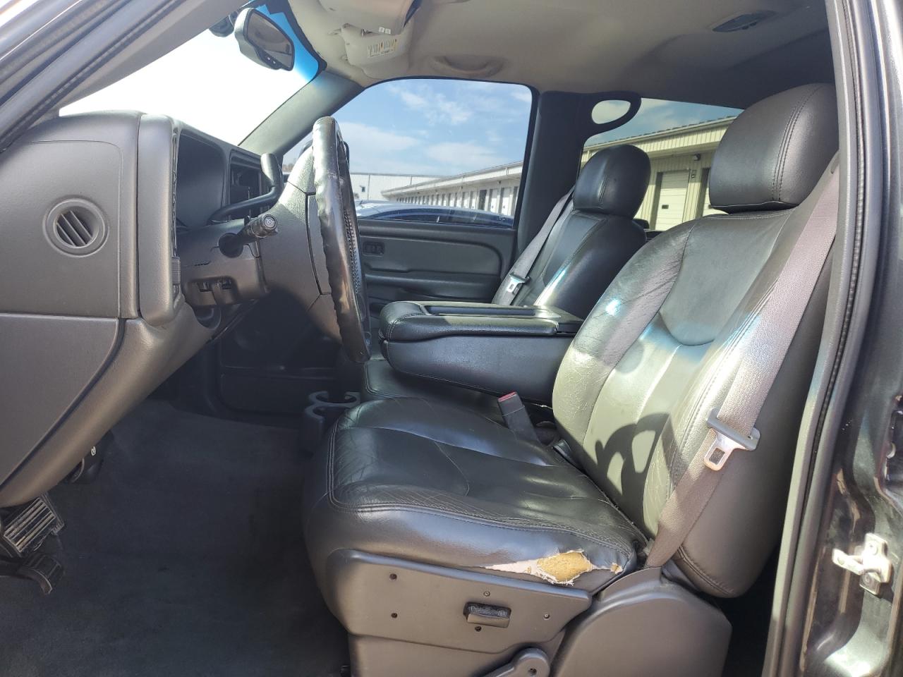 2005 GMC Sierra K2500 Heavy Duty VIN: 1GTHK23295F896843 Lot: 90904495