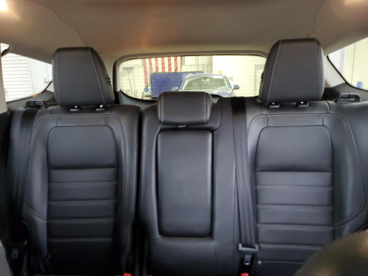 2018 Ford Escape Titanium VIN: 1FMCU9J95JUB15119 Lot: 92022545