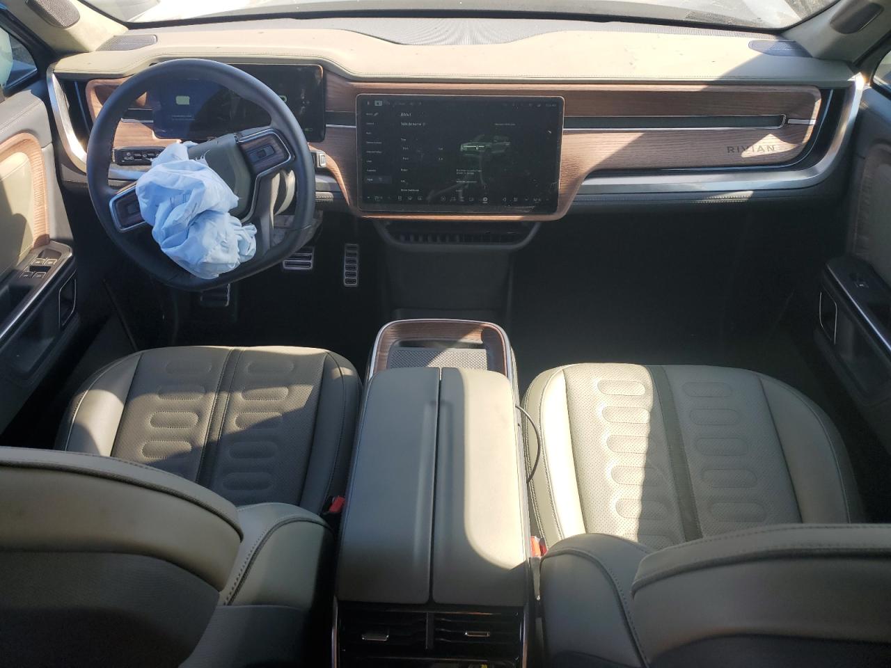 2024 Rivian R1S Adventure VIN: 7PDSGBBA8RN039353 Lot: 86405655