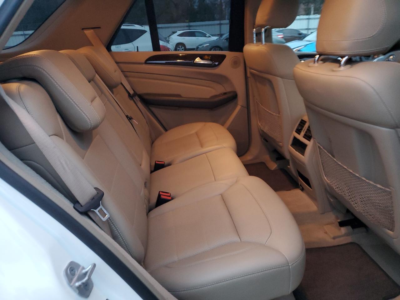 2014 Mercedes-Benz Ml 350 4Matic VIN: 4JGDA5HB3EA329886 Lot: 92109785