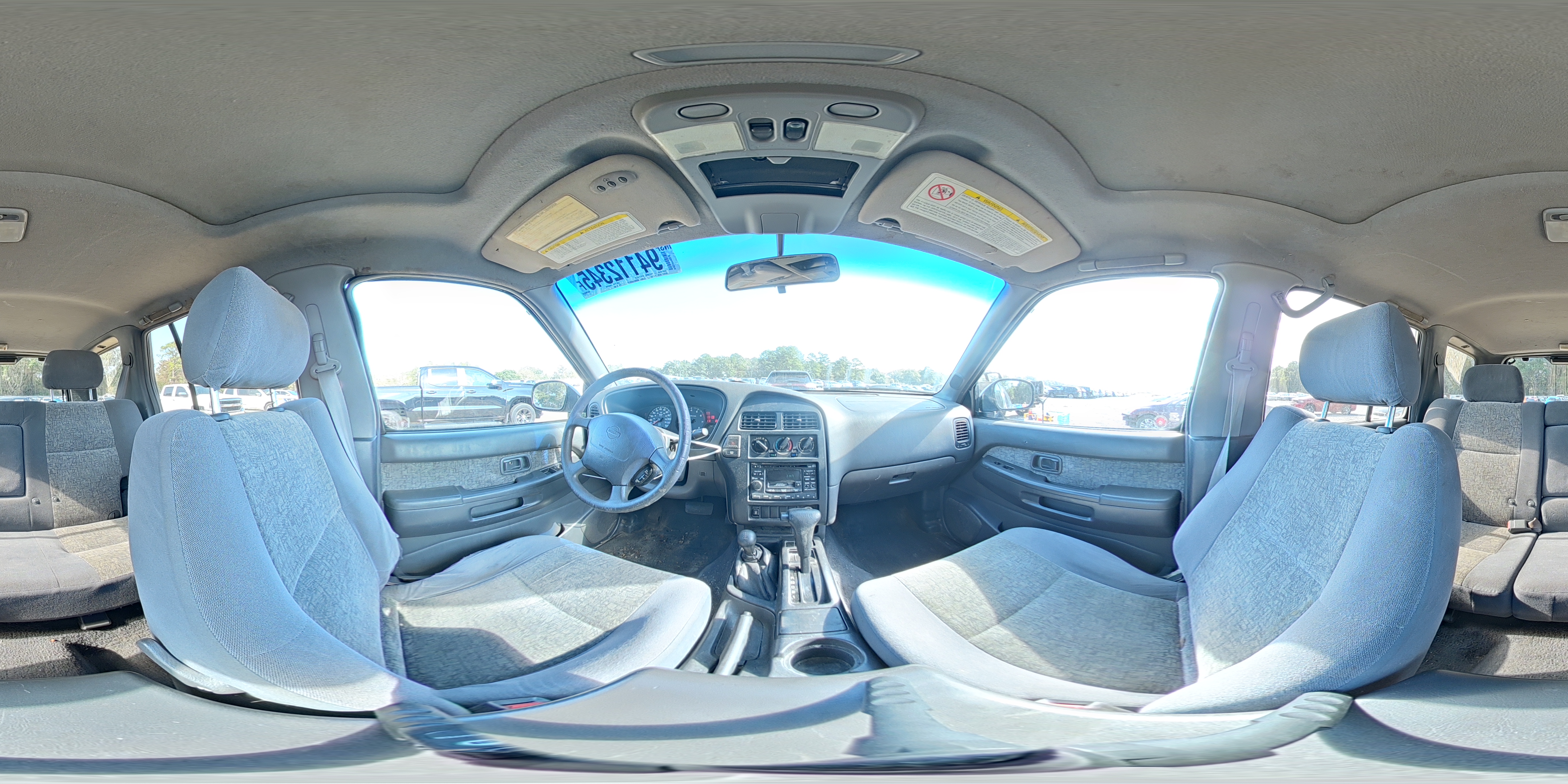 1998 Nissan Pathfinder Le VIN: JN8AR05Y9WW267950 Lot: 94112345