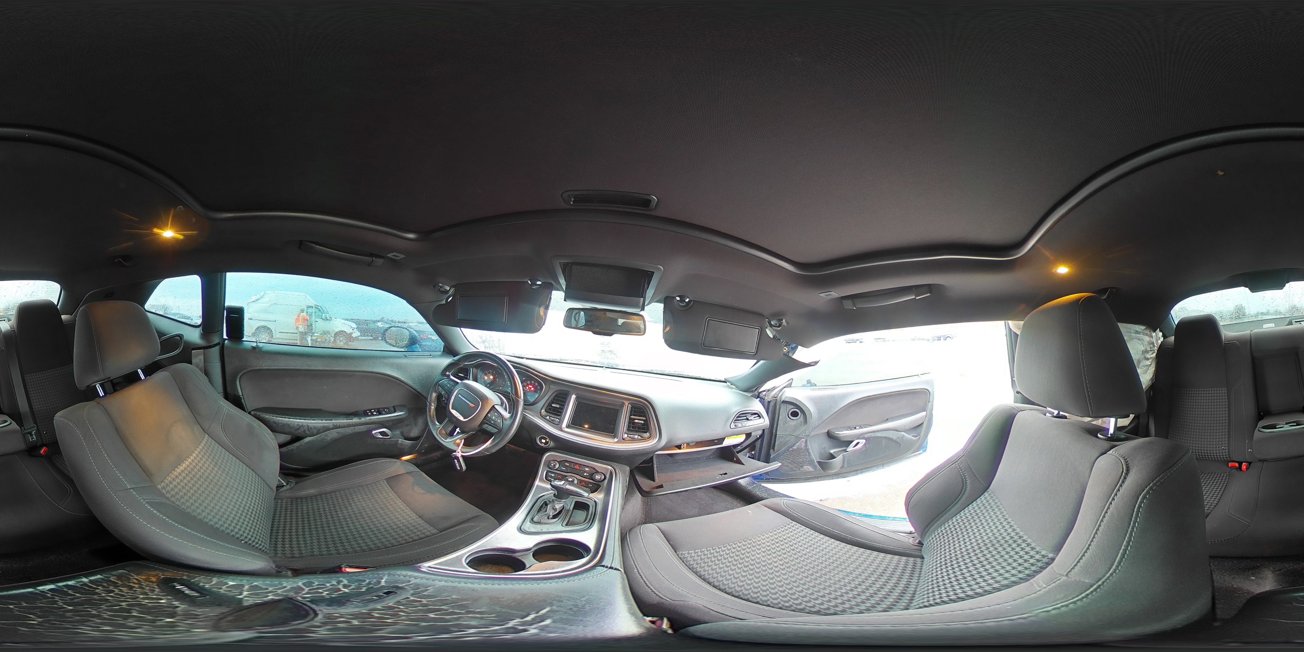 2018 Dodge Challenger Sxt VIN: 2C3CDZAG5JH215134 Lot: 94088745