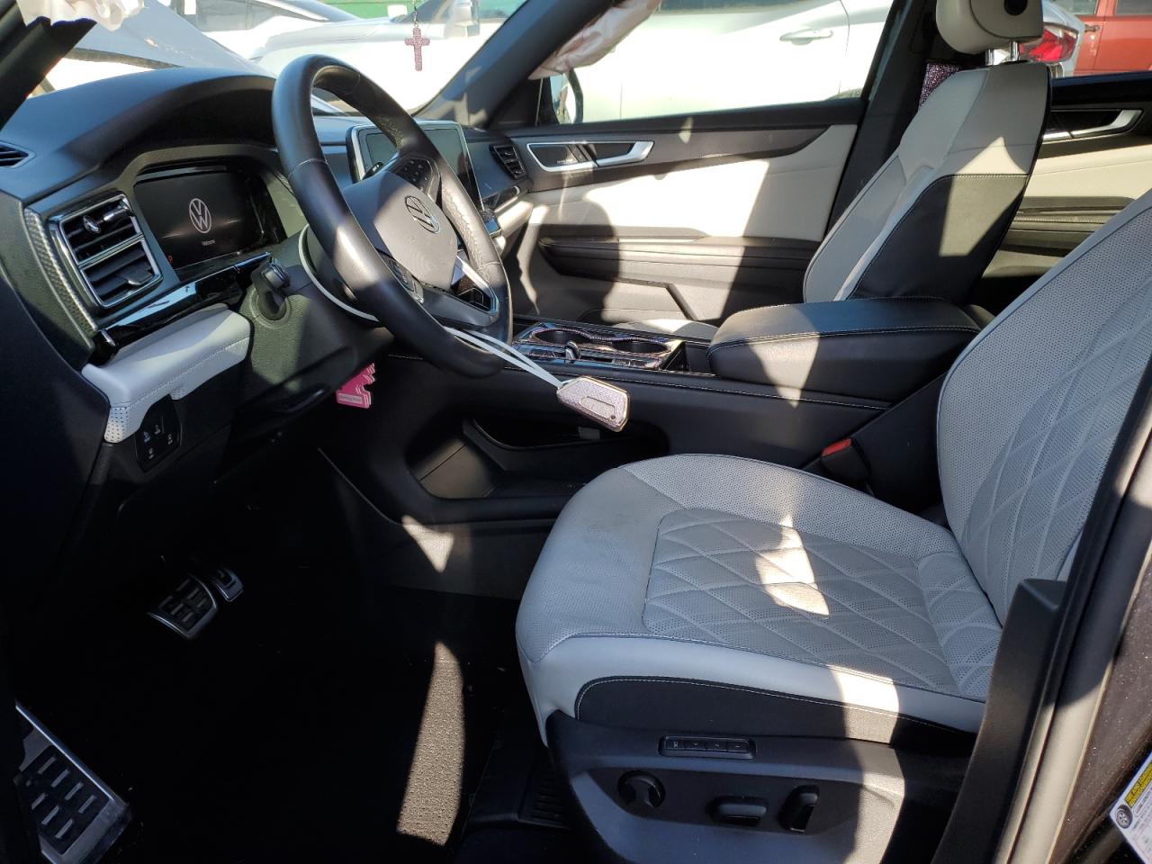 2024 Volkswagen Atlas Cross Sport Sel Premium R-Line VIN: 1V2FE2CA6RC251921 Lot: 93017545