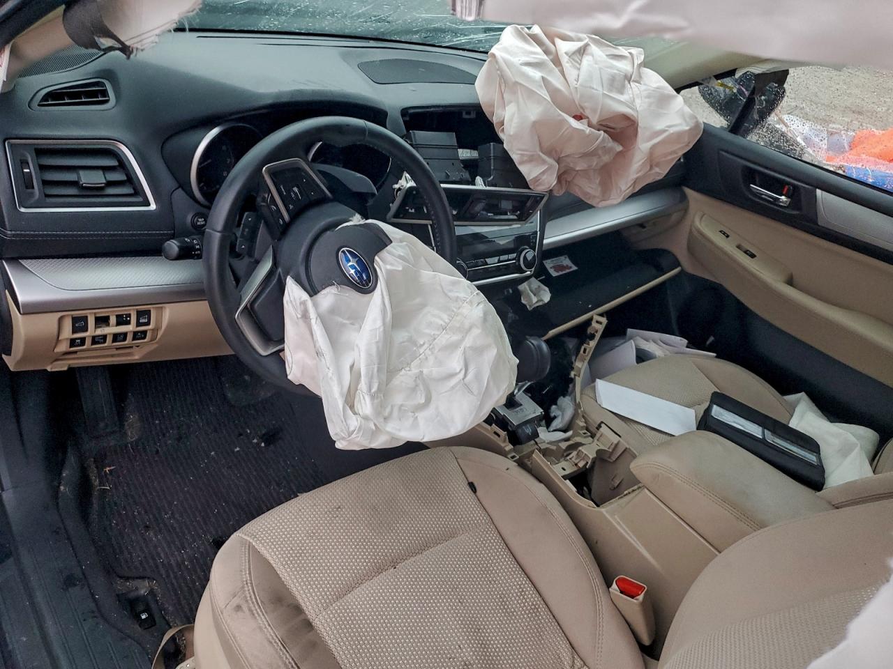 2018 Subaru Outback 2.5I Premium VIN: 4S4BSAFC4J3372477 Lot: 94092515