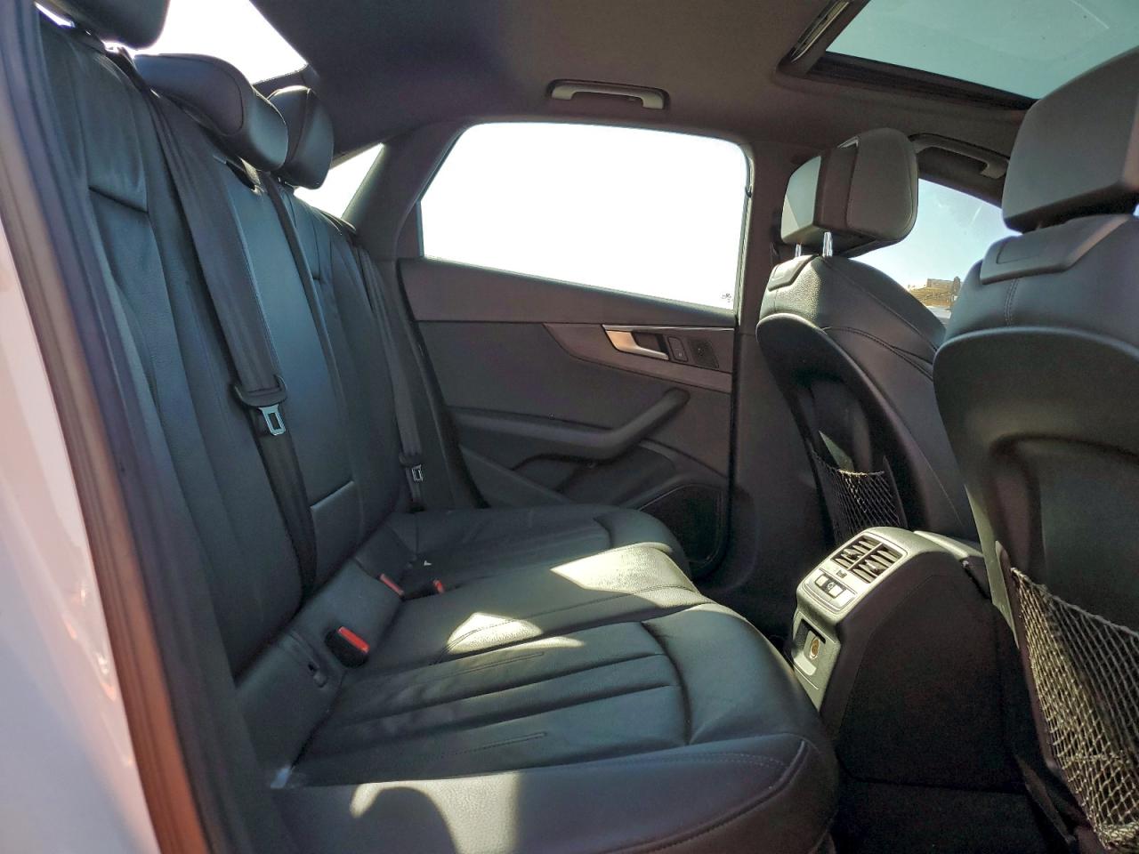 2017 Audi A4 Premium Plus VIN: WAUENAF45HN023891 Lot: 91117015