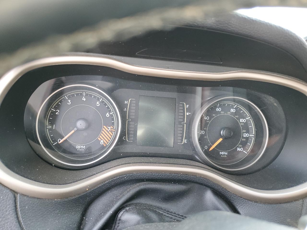 2015 Jeep Cherokee Latitude VIN: 1C4PJMCS8FW610590 Lot: 93336995