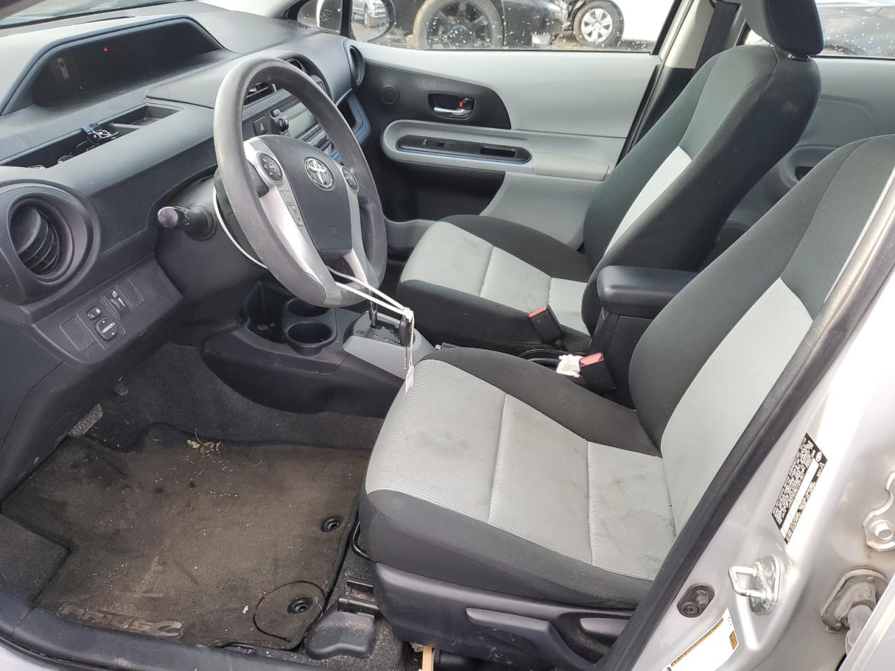 2013 Toyota Prius C VIN: JTDKDTB35D1531961 Lot: 92123115