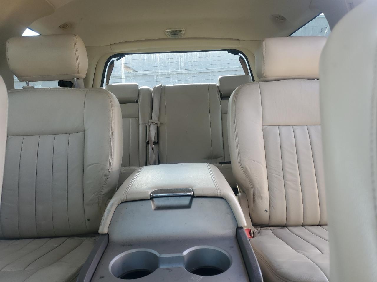 2004 Lincoln Navigator VIN: 5LMFU28RX4LJ38347 Lot: 93520295