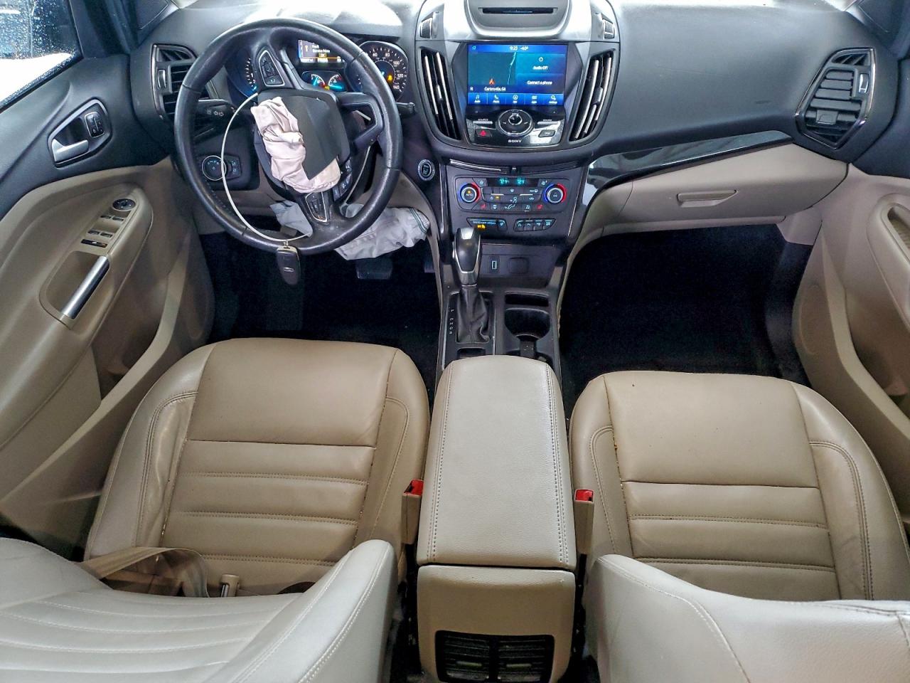 2018 Ford Escape Titanium VIN: 1FMCU0J98JUC44385 Lot: 94054125