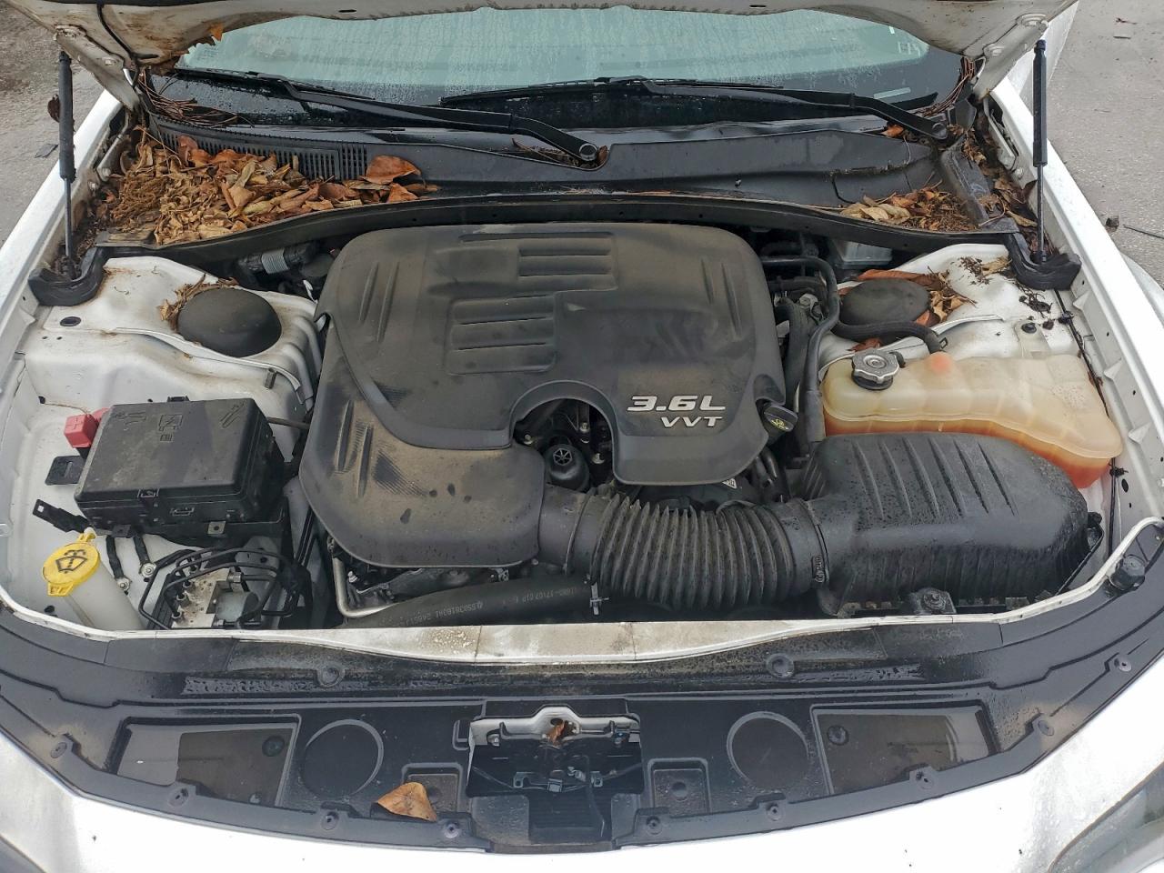 2019 Chrysler 300 Touring VIN: 2C3CCAAG8KH610026 Lot: 93875655