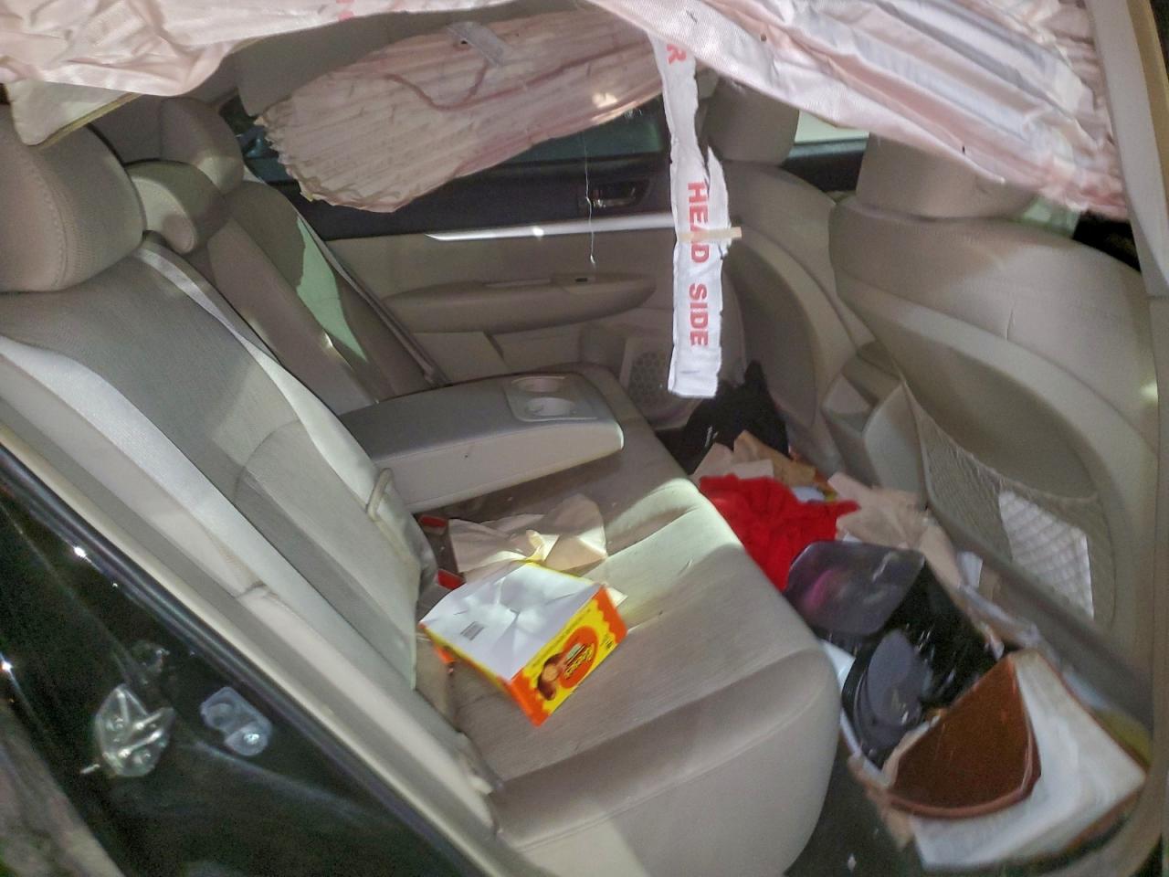 2013 Subaru Legacy 2.5 VIN: 023585 Lot: 85441455