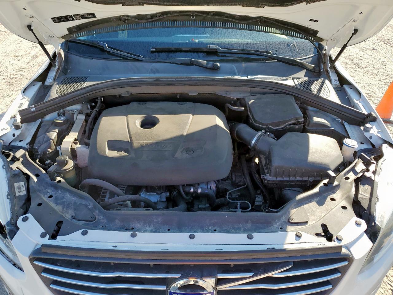 2017 Volvo Xc60 T5 VIN: YV440MDJ0H2074155 Lot: 90808585